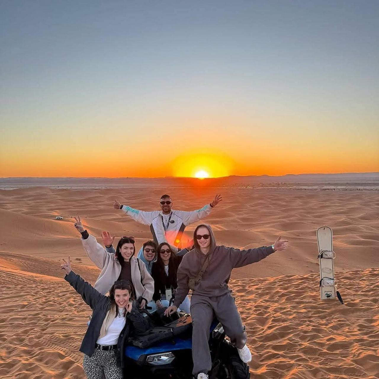 Merzouga Horizon Luxury Camp Екстериор снимка